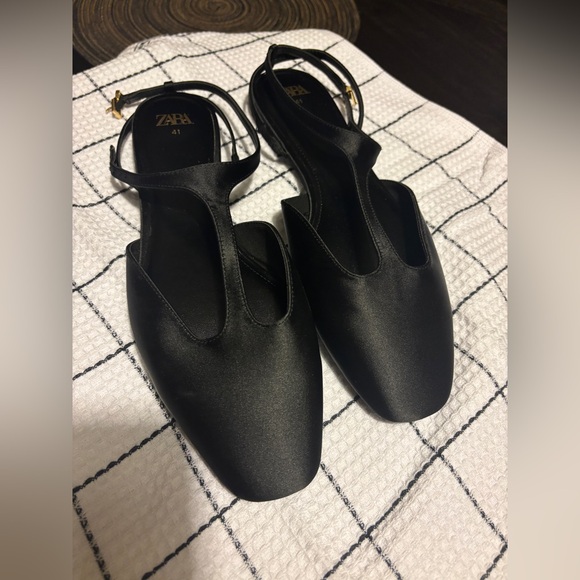 Black Satin Ballerina flat -Zara new current season - Picture 6 of 10